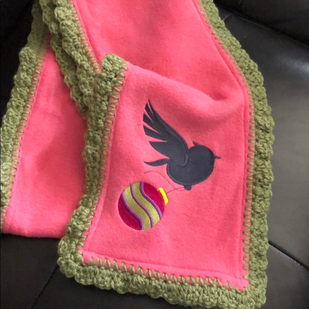 SALE 🌟Christmas Bird Scarf